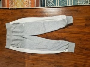 Puma joggers with pockets size med